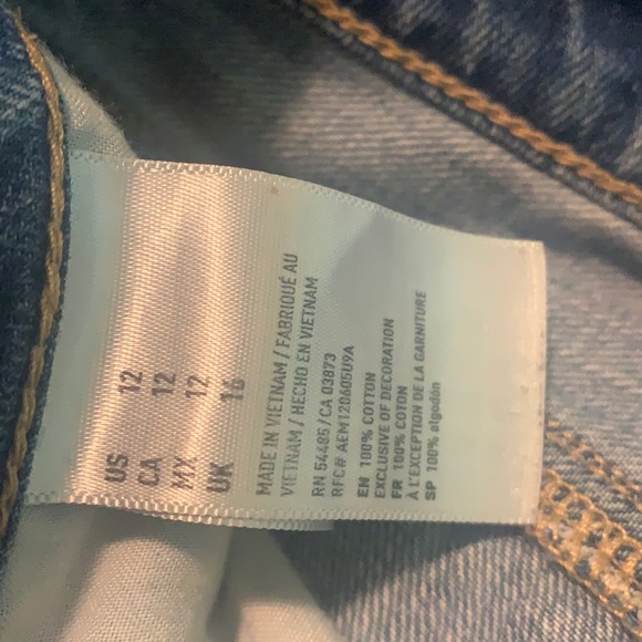 COPY - American Eagle shorts size 12 excellent condition - Picture 2 of 2